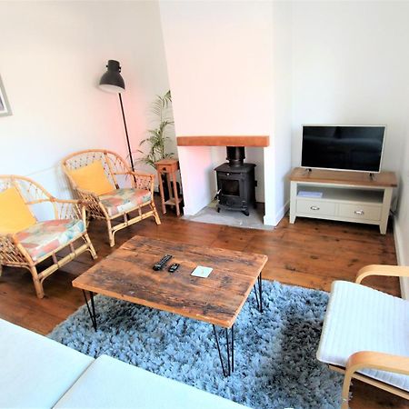 Contemporary Home In Friendly Easton, Free Parking บริสตอล ภายนอก รูปภาพ