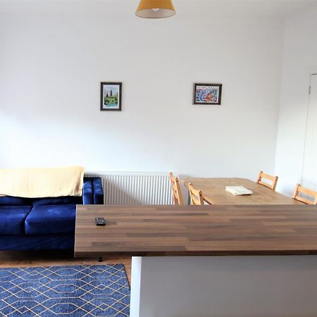 Contemporary Home In Friendly Easton, Free Parking บริสตอล ภายนอก รูปภาพ