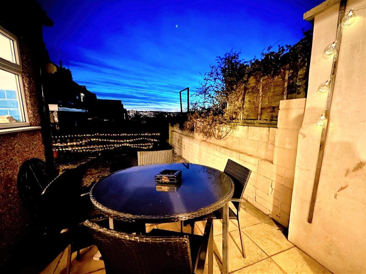 Contemporary Home In Friendly Easton, Free Parking บริสตอล ภายนอก รูปภาพ