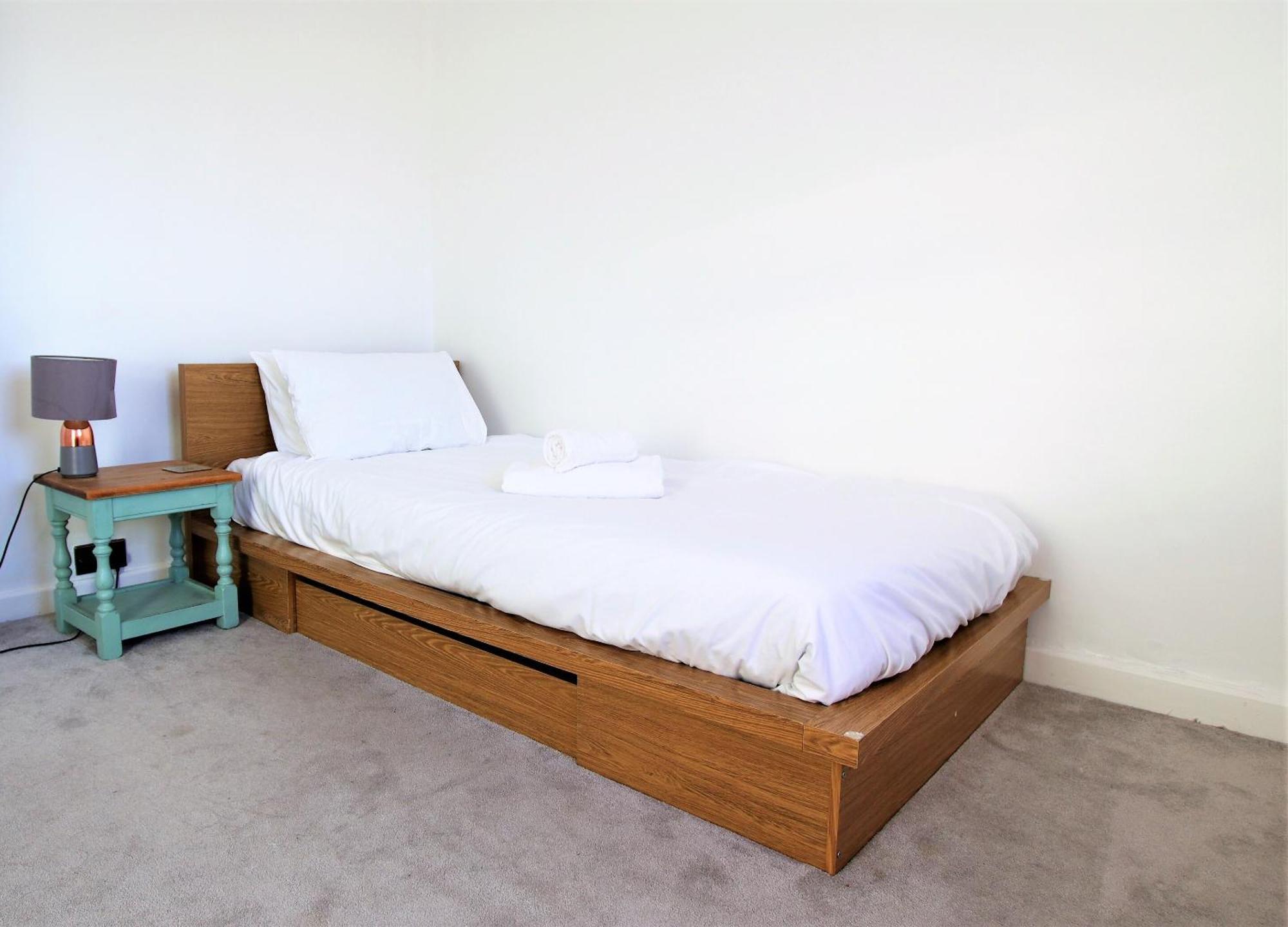 Contemporary Home In Friendly Easton, Free Parking บริสตอล ภายนอก รูปภาพ
